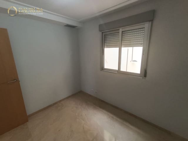 4 bedroom Townhouse for sale in Elche / Elx with pool garage - € 425,000 (Ref: 9914902)