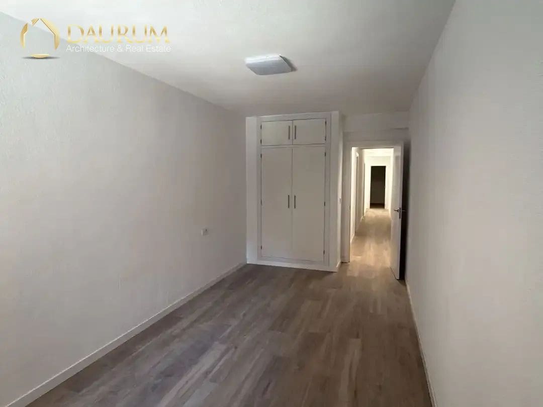 4 soveværelse Lejlighed til salg i Alicante by - € 269.000 (Ref: 9914961)