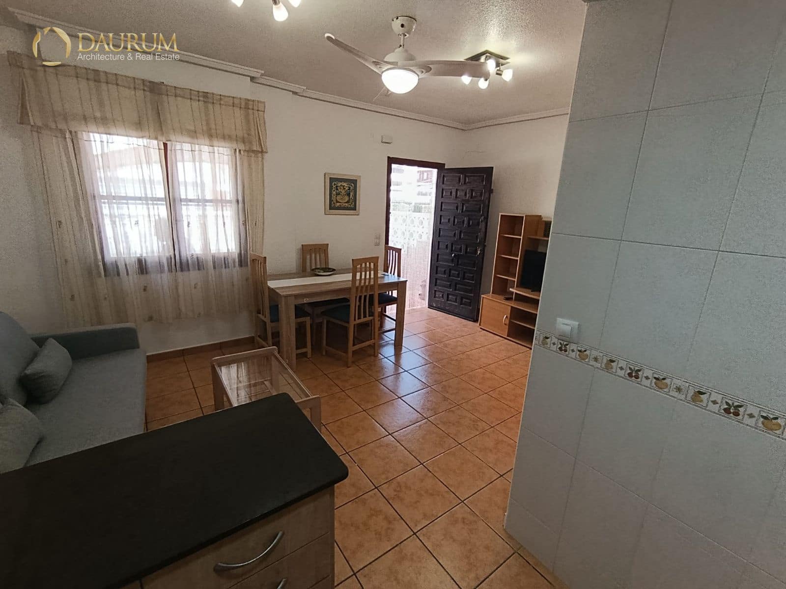 3 soveværelse Villa til salg i Santa Pola med garage - € 199.000 (Ref: 9925190)