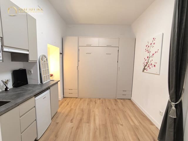 Leilighet til salgs i Alicante by - € 79 000 (Ref: 9928394)