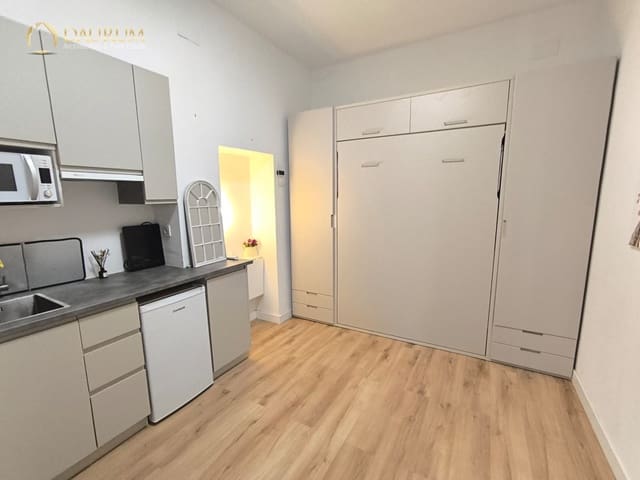 Leilighet til salgs i Alicante by - € 79 000 (Ref: 9928394)