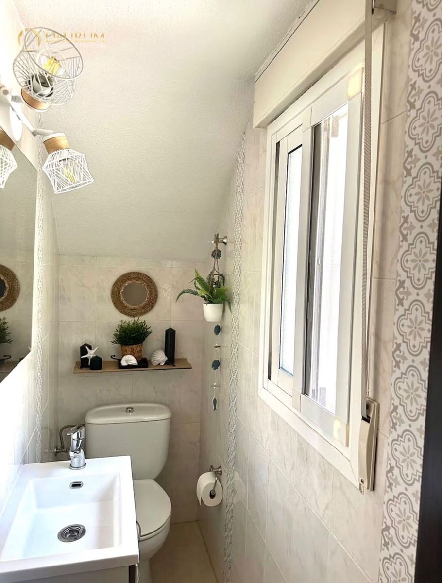 Casa de 3 habitaciones en Gran Alacant en venta con piscina - 290.000 € (Ref: 9935170)