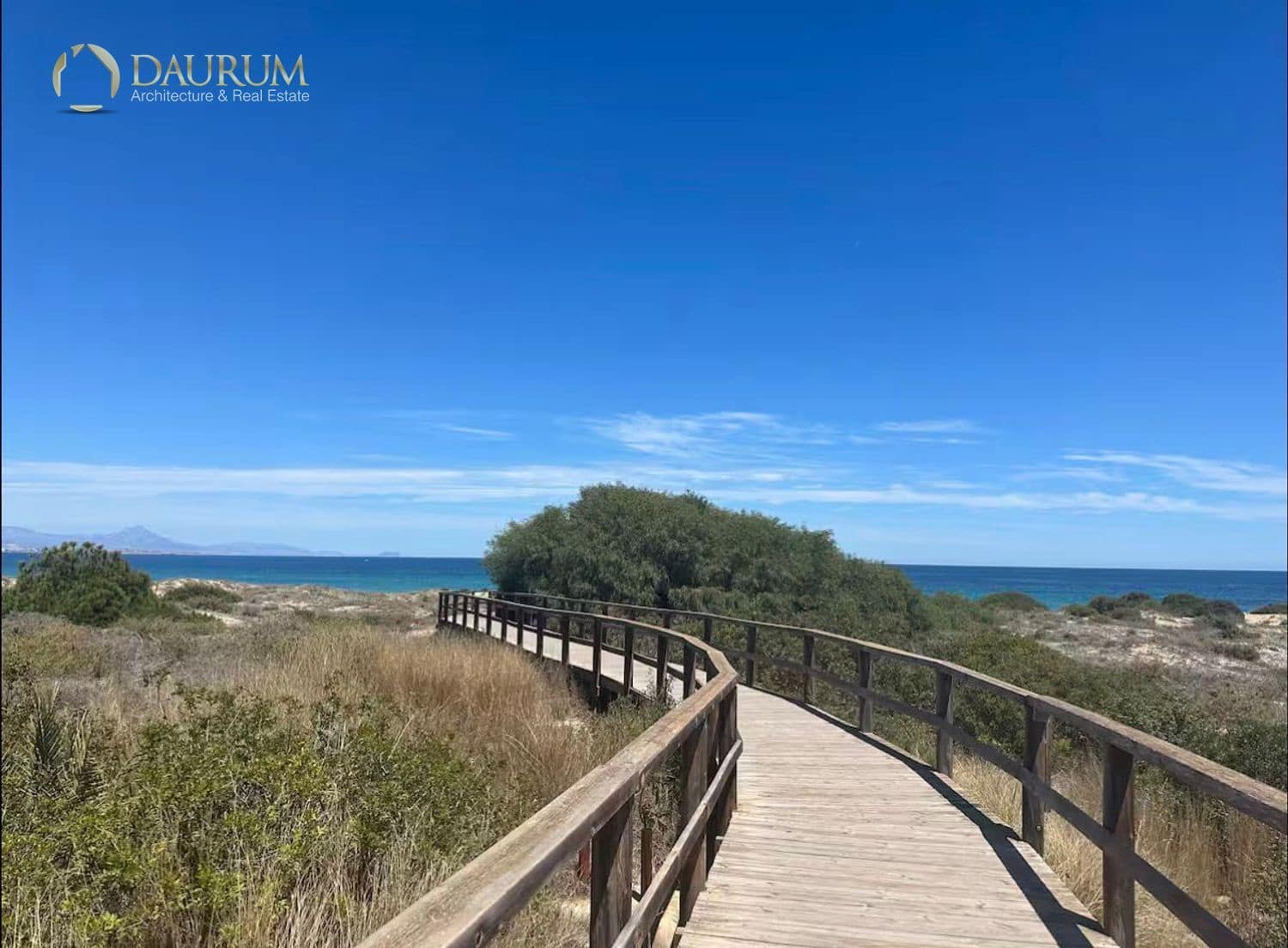 Casa de 3 habitaciones en Gran Alacant en venta con piscina - 290.000 € (Ref: 9935170)