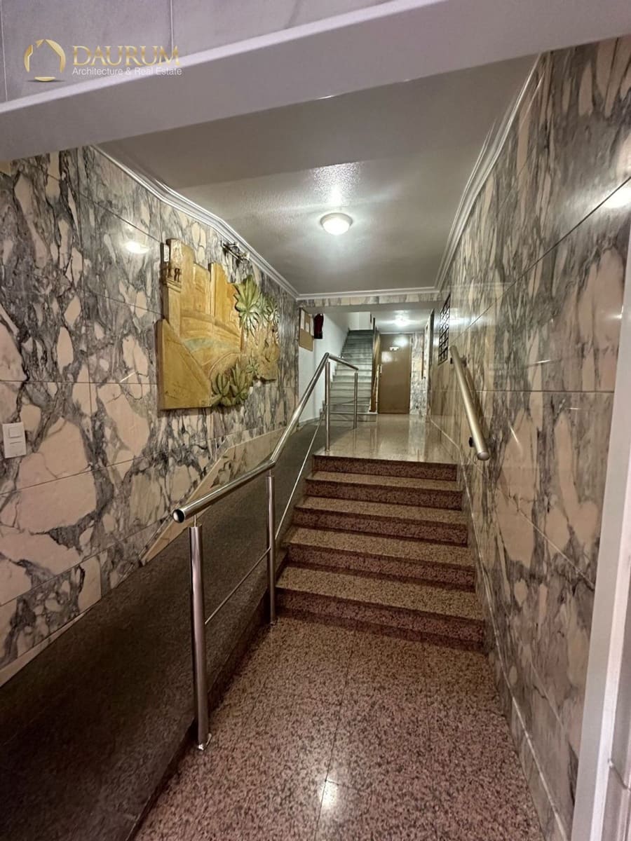 Piso de 3 habitaciones en Elche / Elx en venta - 157.000 € (Ref: 9937052)