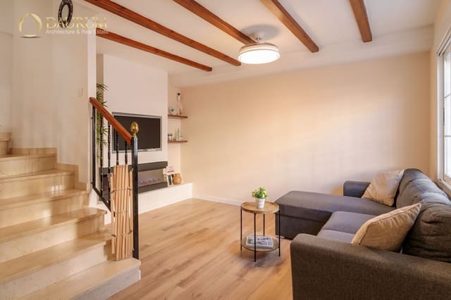 3 soverom Hus til salgs i Santa Pola med svømmebasseng garasje - € 395 000 (Ref: 9937274)