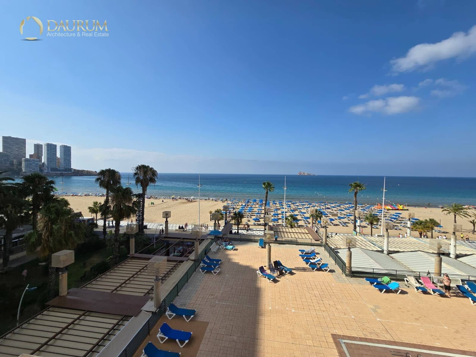 Piso de 2 habitaciones en Benidorm en venta con piscina garaje - 870.000 € (Ref: 9948425)