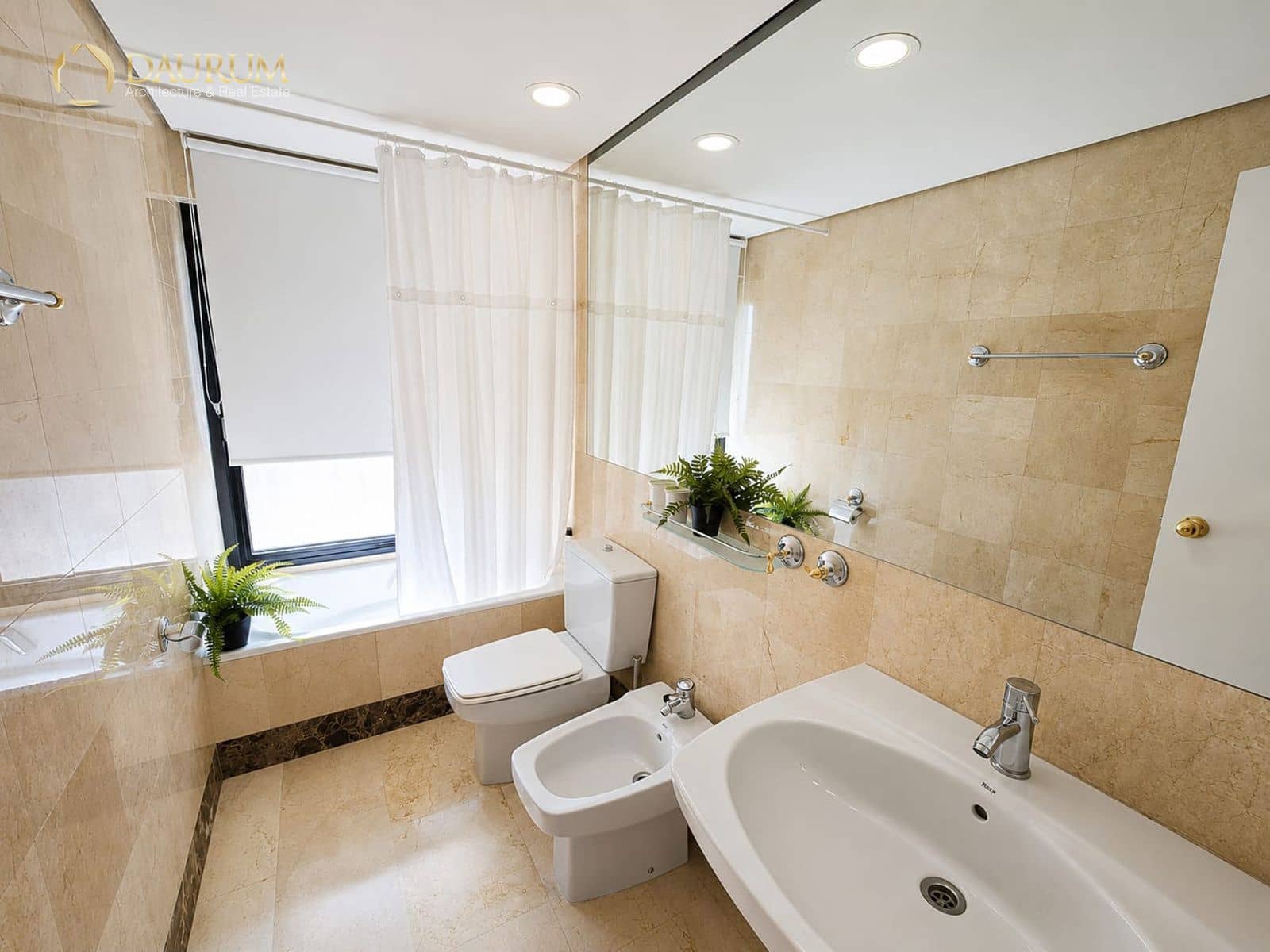 Piso de 2 habitaciones en Benidorm en venta con piscina garaje - 870.000 € (Ref: 9948425)