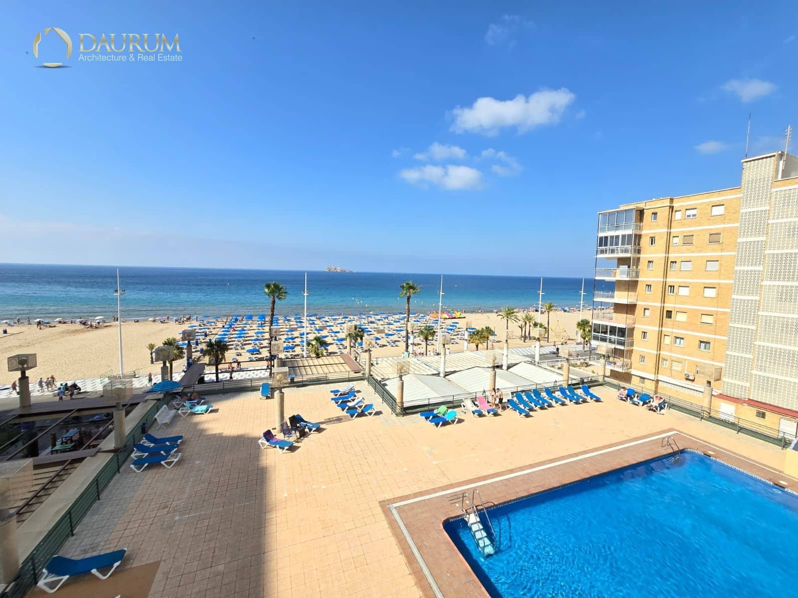 Piso de 2 habitaciones en Benidorm en venta con piscina garaje - 870.000 € (Ref: 9948425)