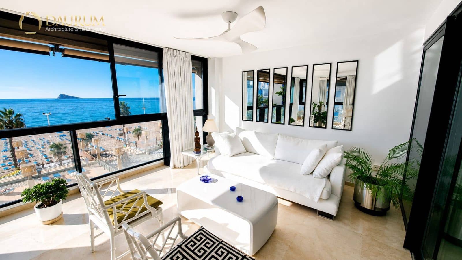 Piso de 2 habitaciones en Benidorm en venta con piscina garaje - 870.000 € (Ref: 9948425)
