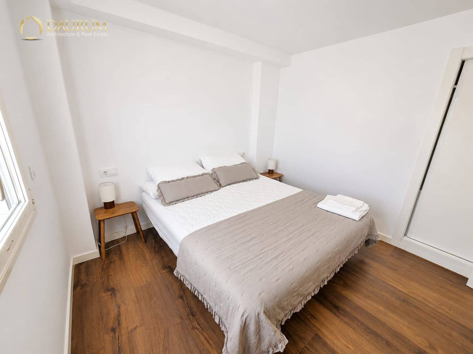 2 bedroom Flat for sale in La Villajoyosa / Vila Joiosa with garage - € 850,000 (Ref: 9950420)