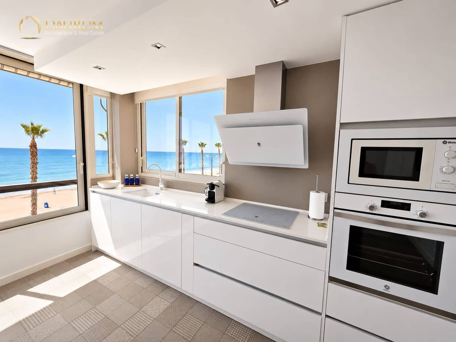 2 bedroom Flat for sale in La Villajoyosa / Vila Joiosa with garage - € 850,000 (Ref: 9950420)