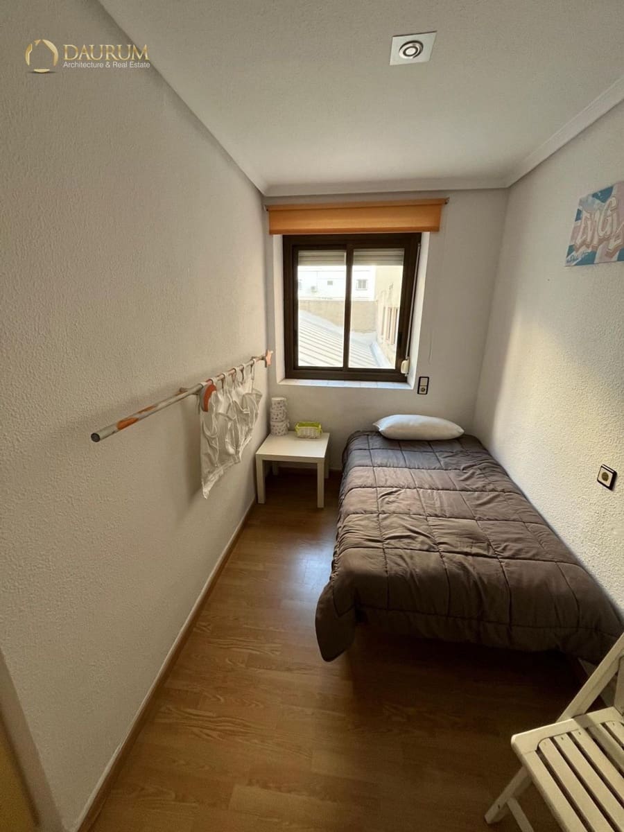 4 sypialnia Mieszkanie na sprzedaż w Miasto Alicante / Alacant - 350 000 € (Ref: 9950579)