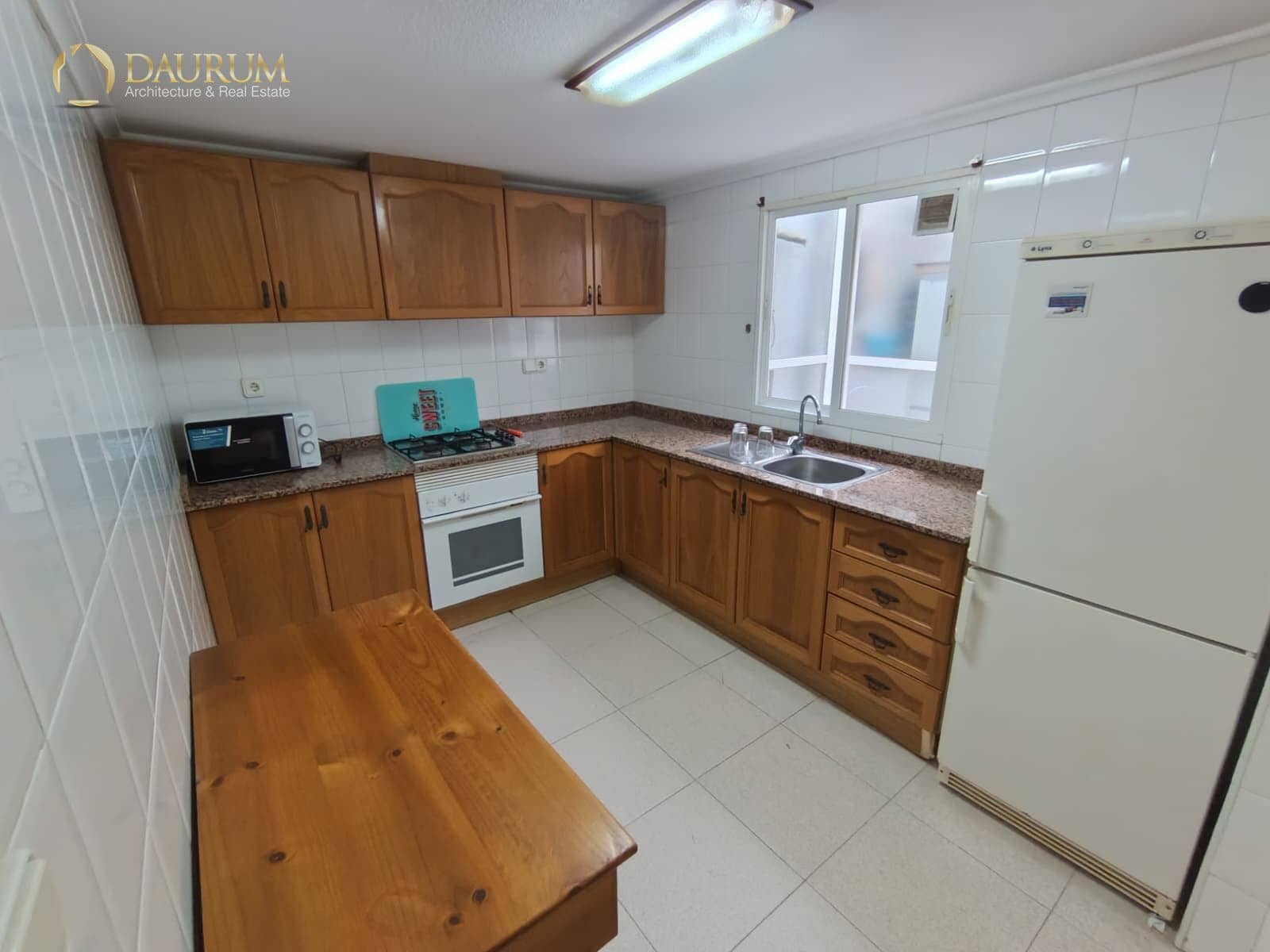 3 slaapkamer Flat te koop in Elche / Elx met garage - € 168.000 (Ref: 9952935)