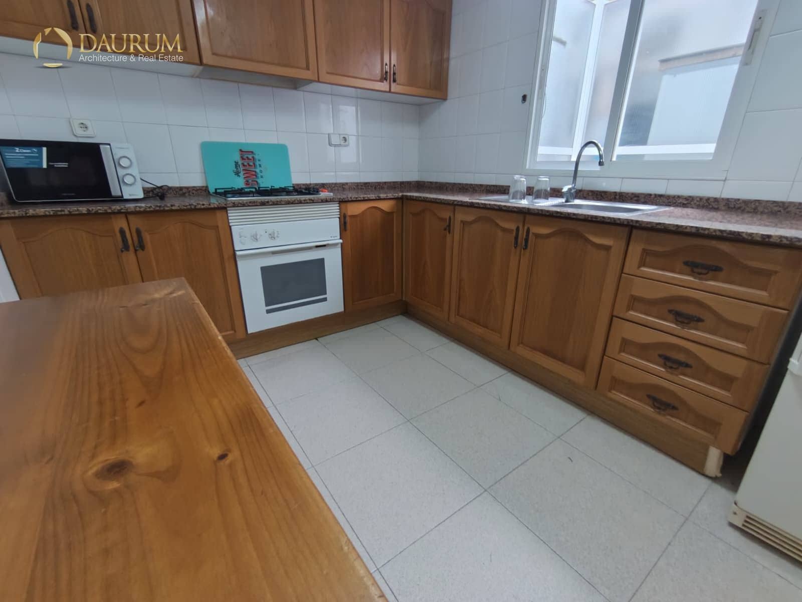 3 slaapkamer Flat te koop in Elche / Elx met garage - € 168.000 (Ref: 9952935)