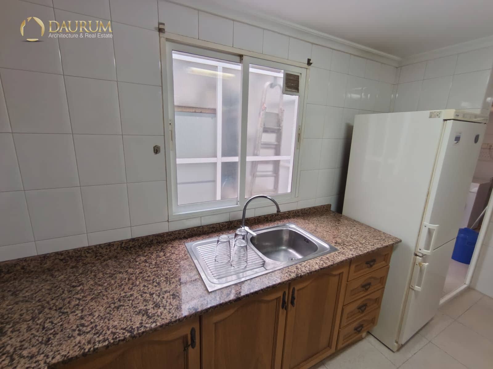 3 slaapkamer Flat te koop in Elche / Elx met garage - € 168.000 (Ref: 9952935)