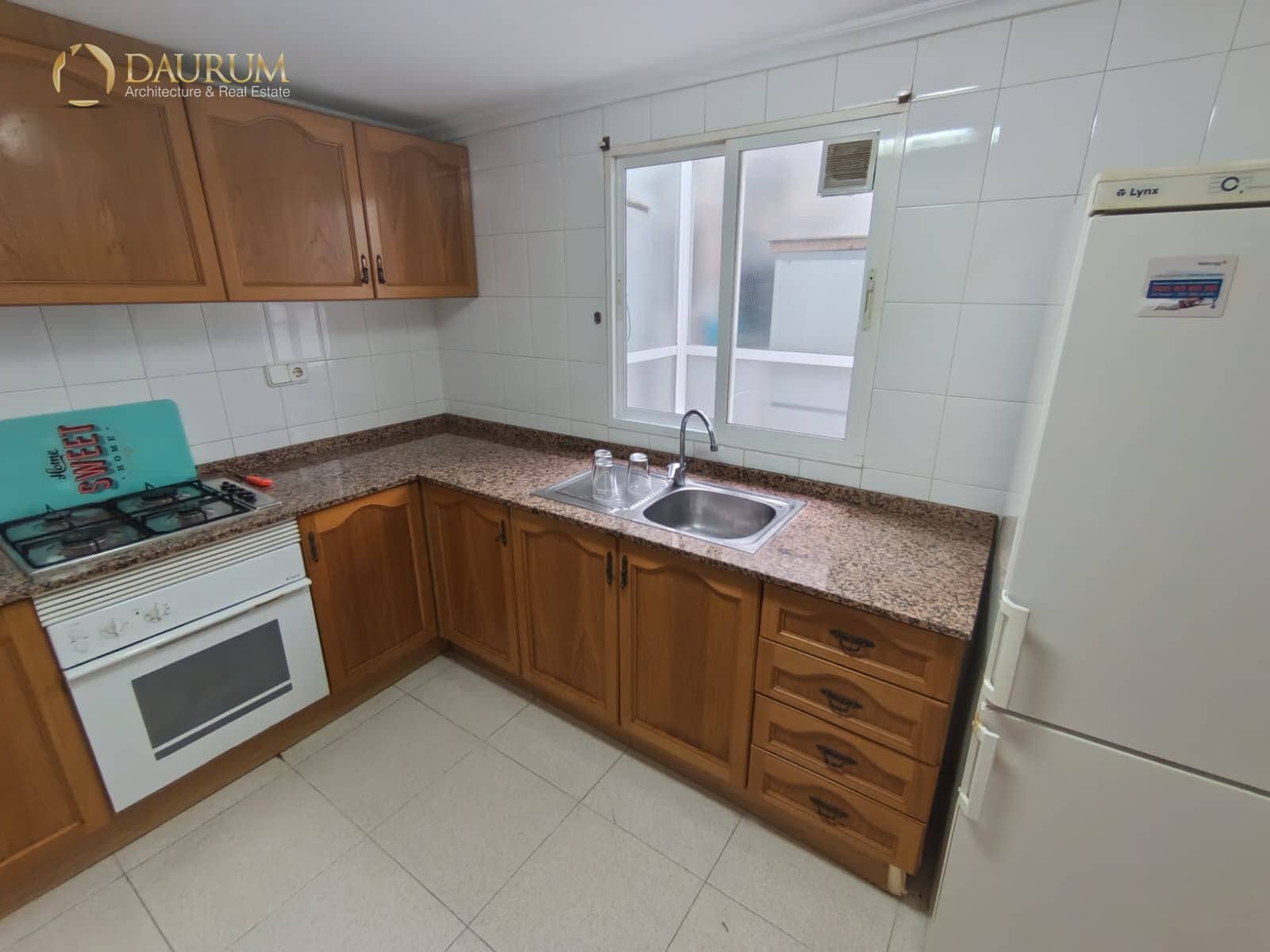 3 slaapkamer Flat te koop in Elche / Elx met garage - € 168.000 (Ref: 9952935)