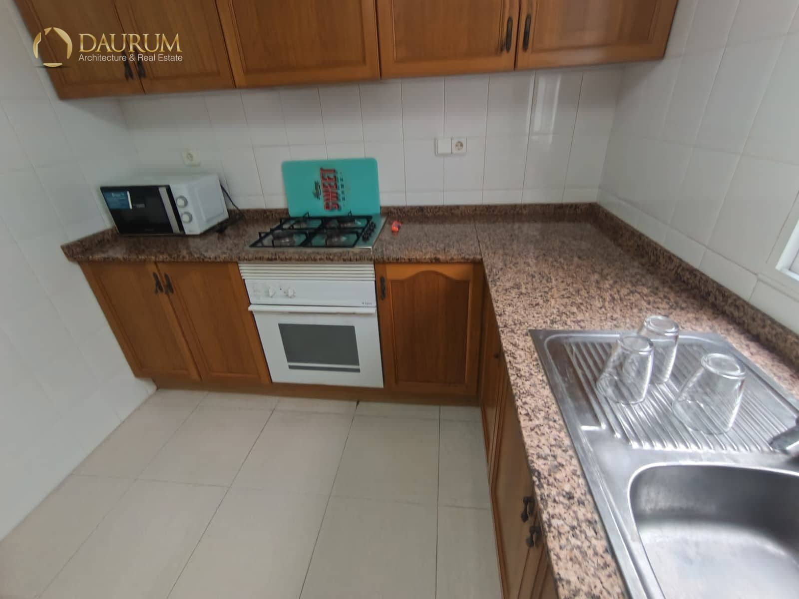 3 slaapkamer Flat te koop in Elche / Elx met garage - € 168.000 (Ref: 9952935)