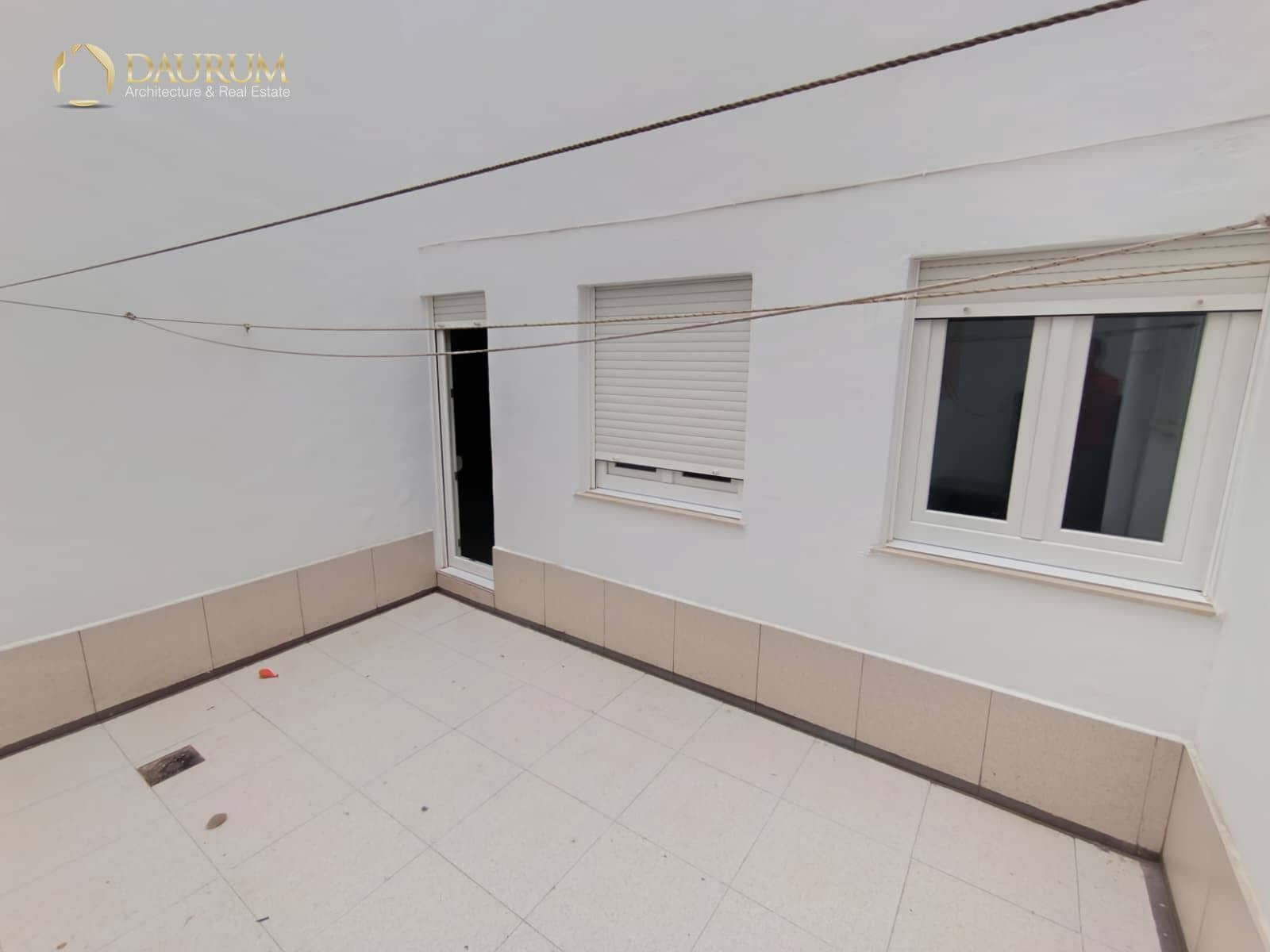 3 slaapkamer Flat te koop in Elche / Elx met garage - € 168.000 (Ref: 9952935)