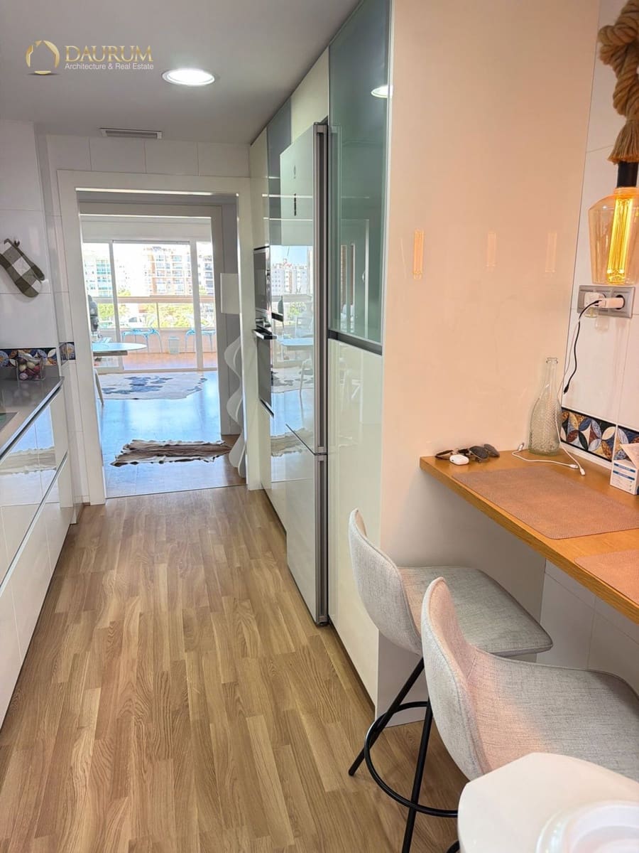 3 quarto Apartamento para venda em Alicante cidade com piscina - 385 000 € (Ref: 9953298)