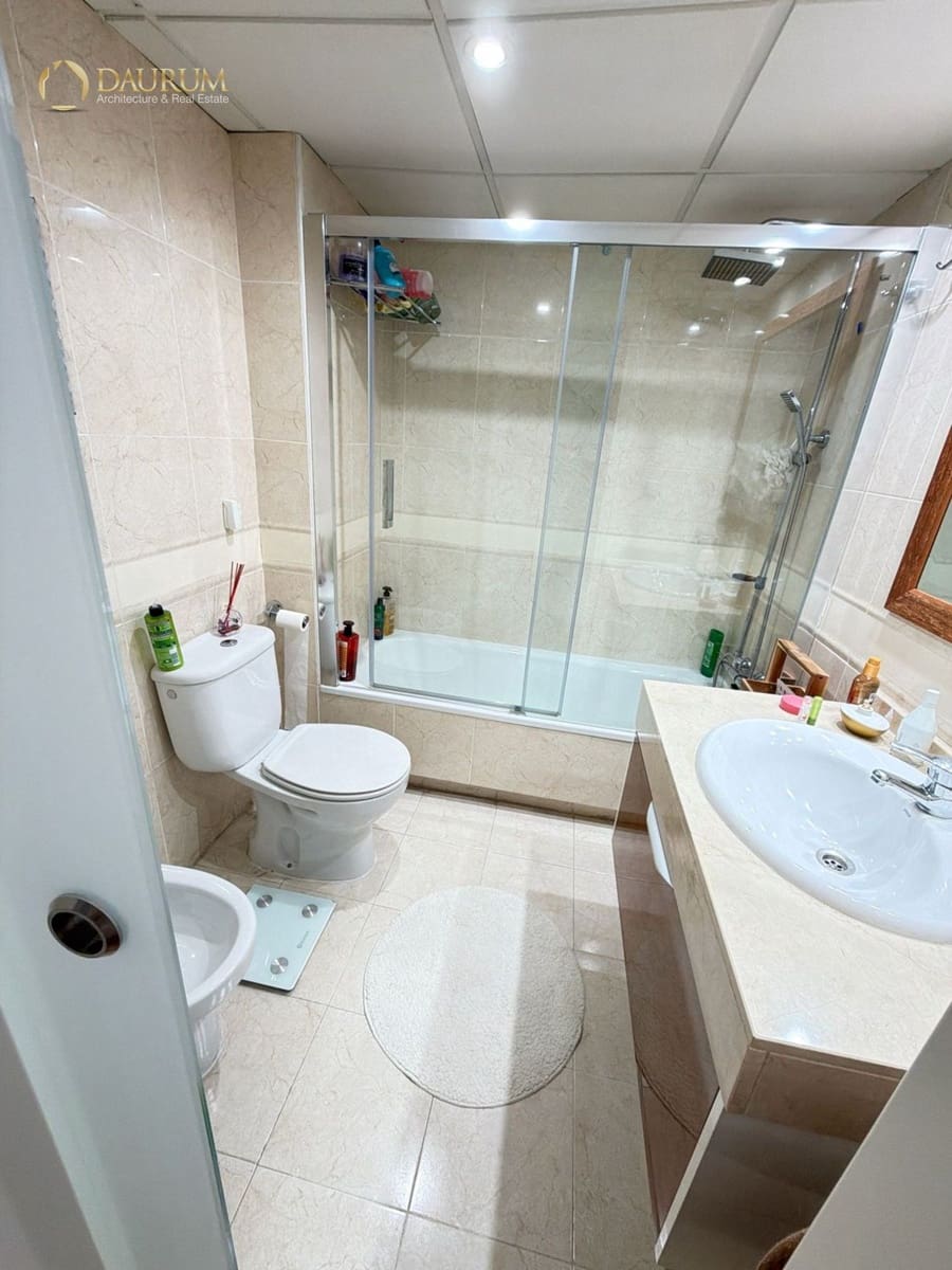 3 quarto Apartamento para venda em Alicante cidade com piscina - 385 000 € (Ref: 9953298)