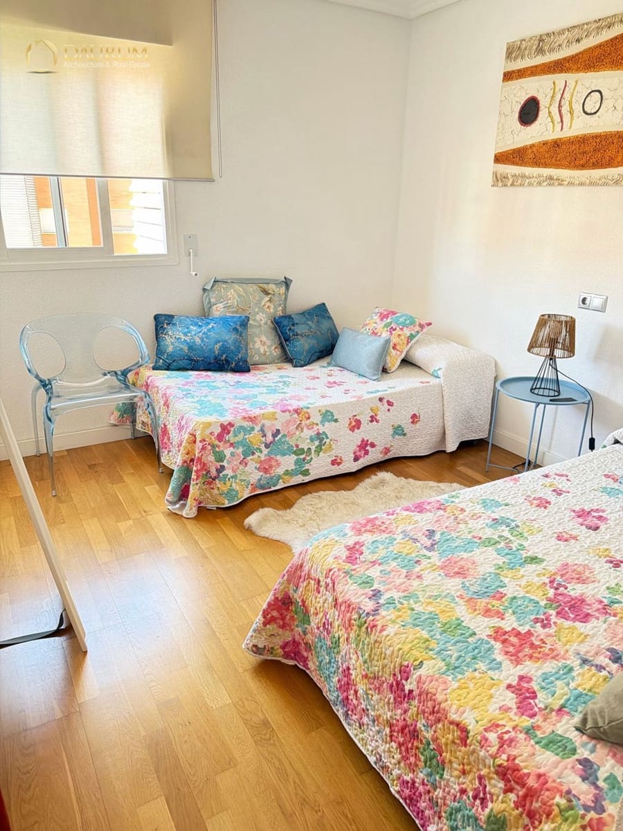 3 quarto Apartamento para venda em Alicante cidade com piscina - 385 000 € (Ref: 9953298)