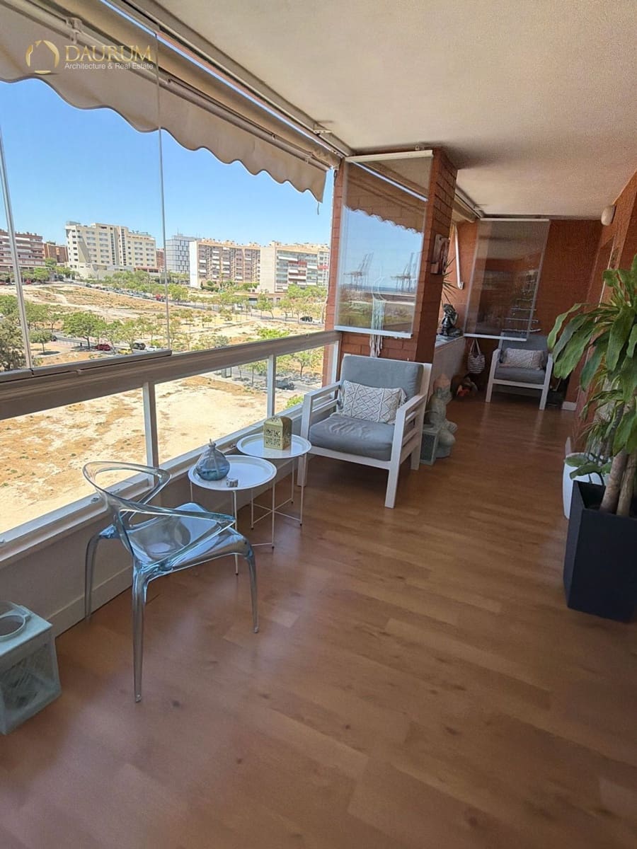 3 quarto Apartamento para venda em Alicante cidade com piscina - 385 000 € (Ref: 9953298)