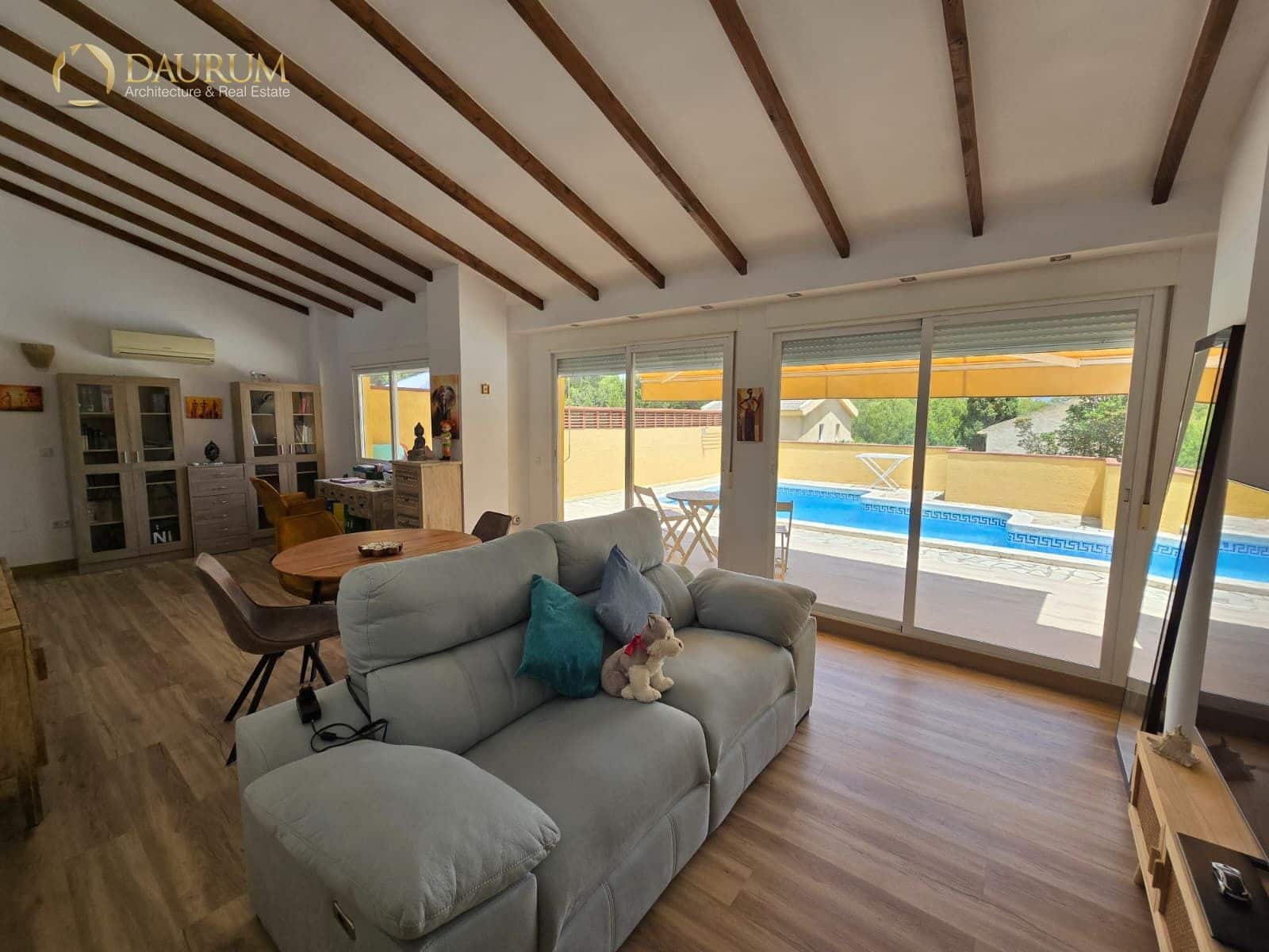 2 bedroom Villa for sale in La Nucia with pool - € 420,000 (Ref: 9961031)