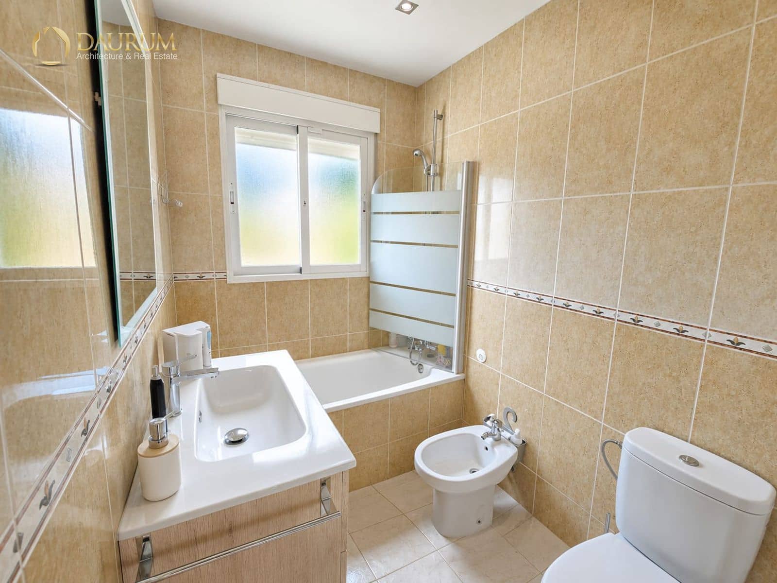 2 bedroom Villa for sale in La Nucia with pool - € 420,000 (Ref: 9961031)