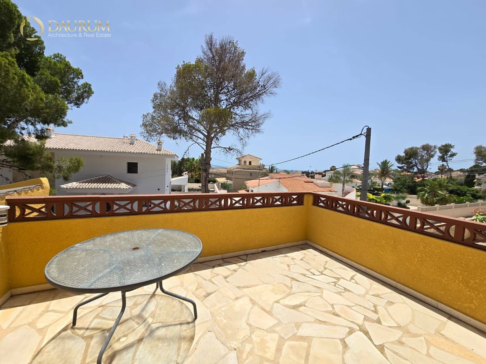 2 bedroom Villa for sale in La Nucia with pool - € 420,000 (Ref: 9961031)