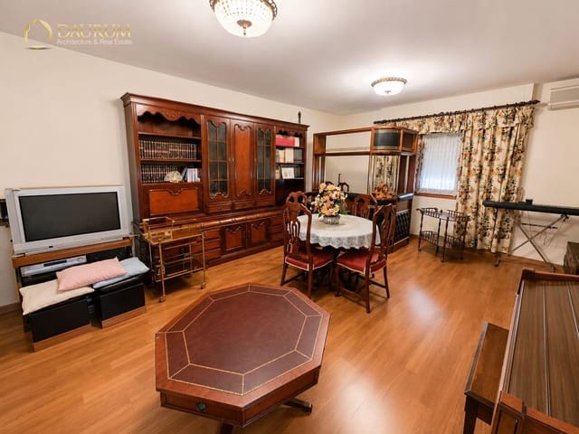 4 soverom Villa til salgs i San Vicente / Sant Vicent del Raspeig med svømmebasseng garasje - € 520 000 (Ref: 9964236)