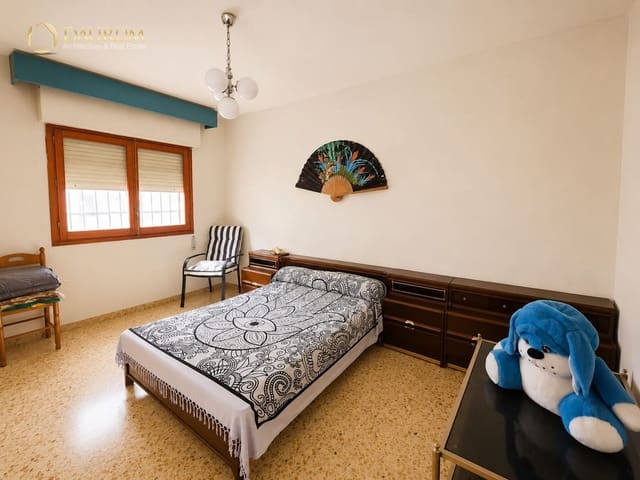 4 soverom Villa til salgs i San Vicente / Sant Vicent del Raspeig med svømmebasseng garasje - € 520 000 (Ref: 9964236)