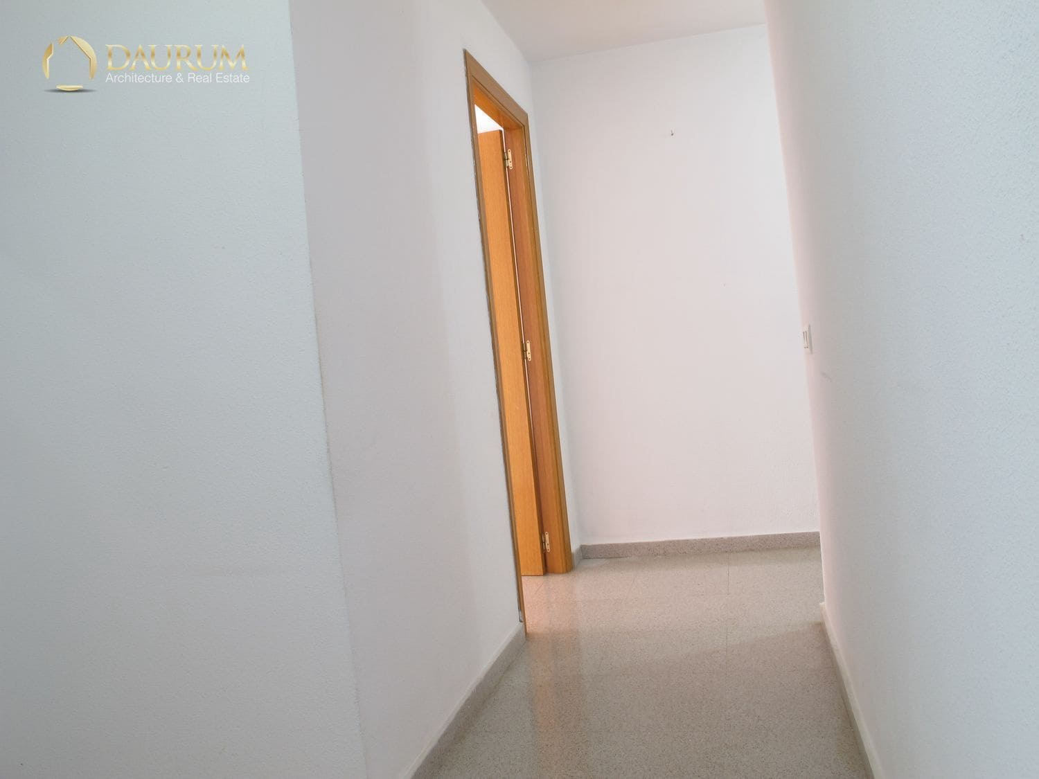 3 bedroom Flat for sale in San Vicente / Sant Vicent del Raspeig - € 230,000 (Ref: 9965743)