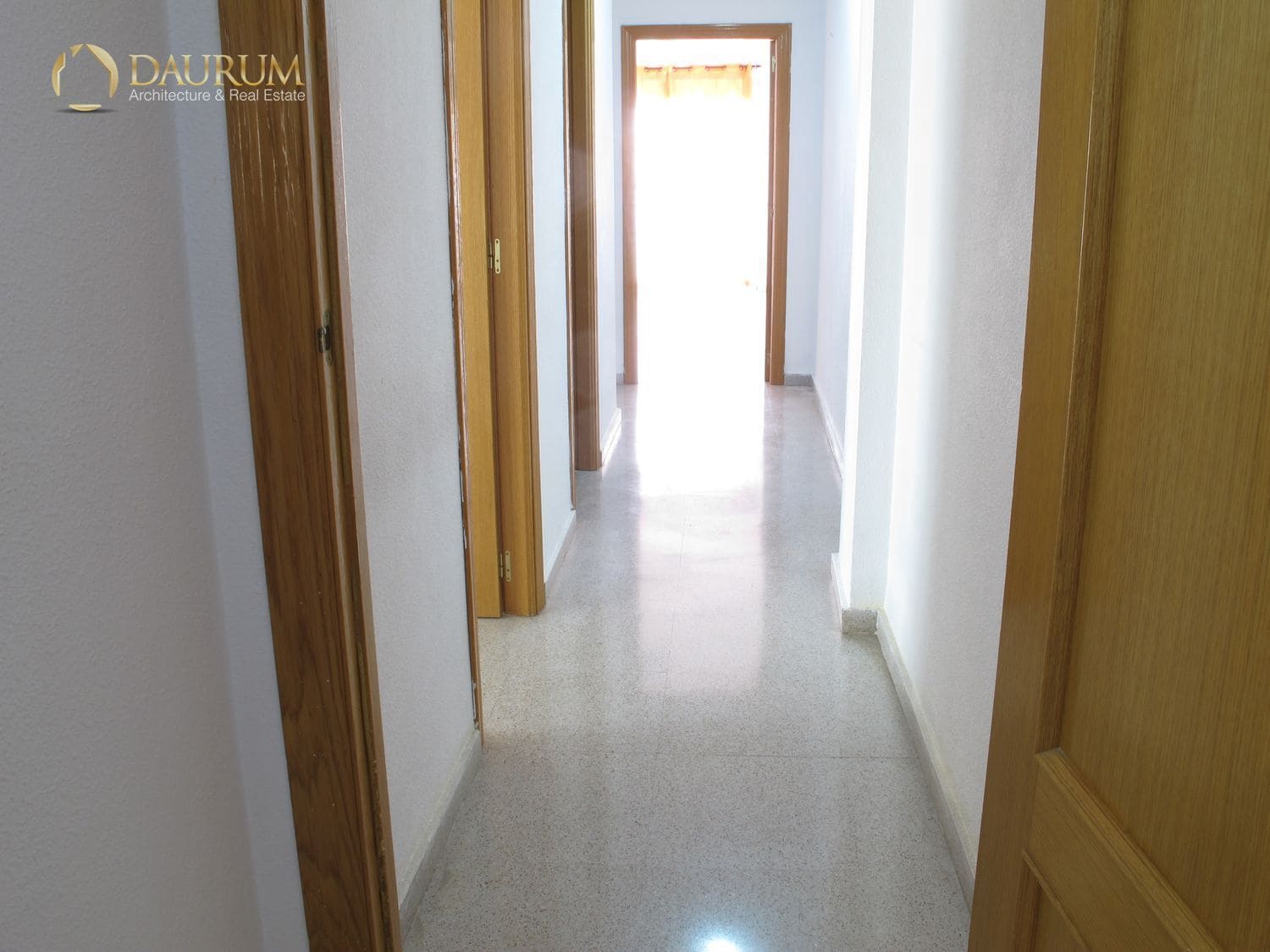 3 bedroom Flat for sale in San Vicente / Sant Vicent del Raspeig - € 230,000 (Ref: 9965743)