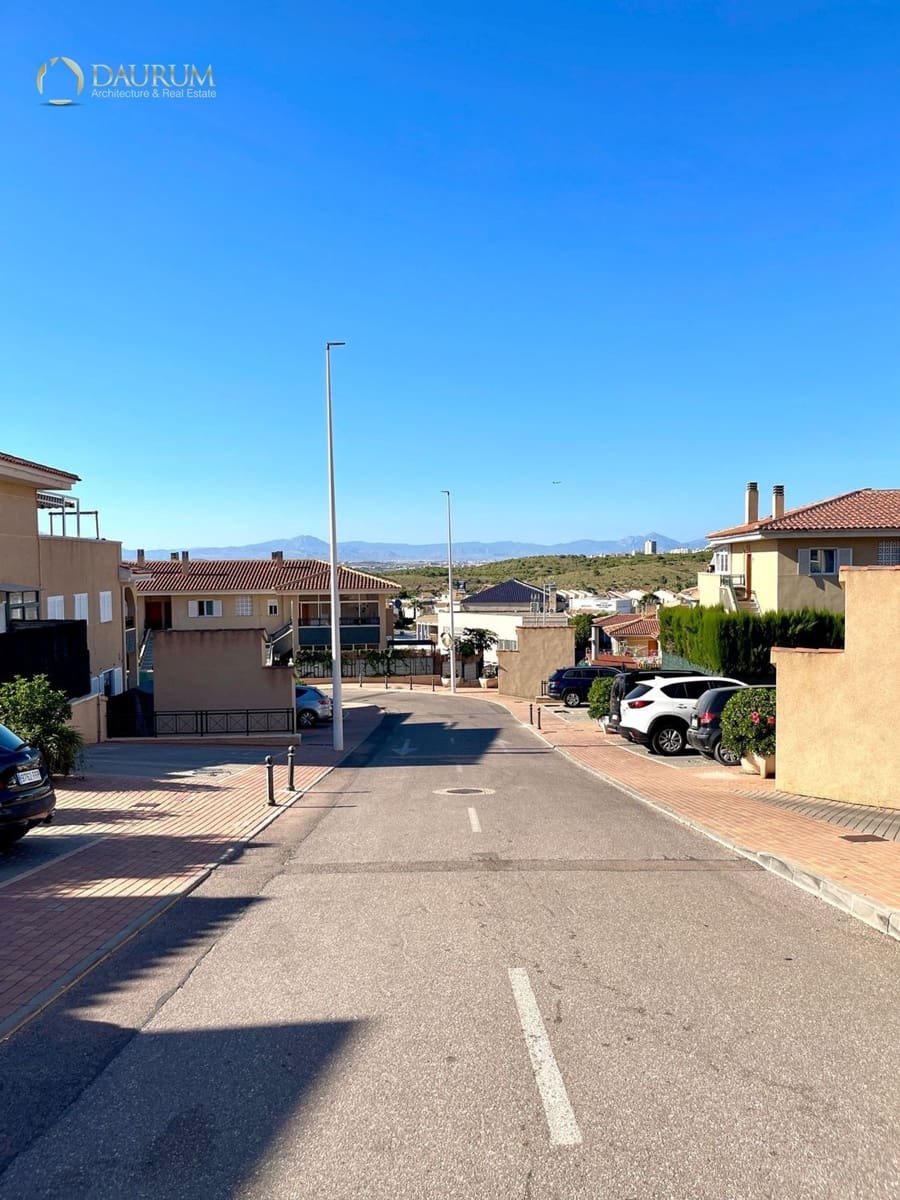 2 quarto Penthouse para venda em Gran Alacant com piscina garagem - 219 000 € (Ref: 9965839)