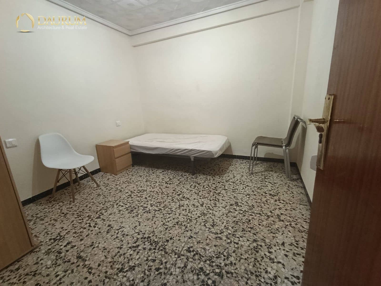 4 sypialnia Mieszkanie na sprzedaż w Elche / Elx - 155 000 € (Ref: 9965840)