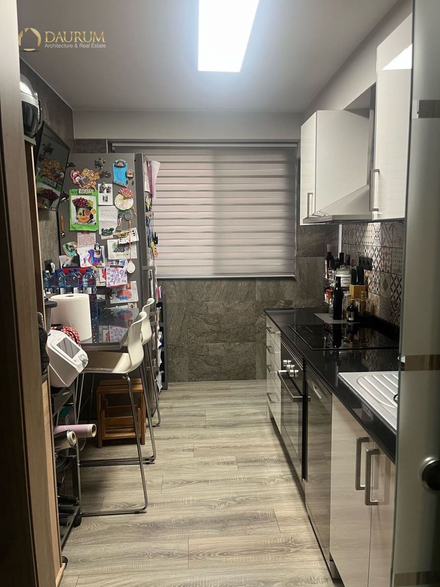 3 makuuhuone Asunto myytävänä paikassa Alicante kaupunki - 199 800 € (Ref: 9965919)