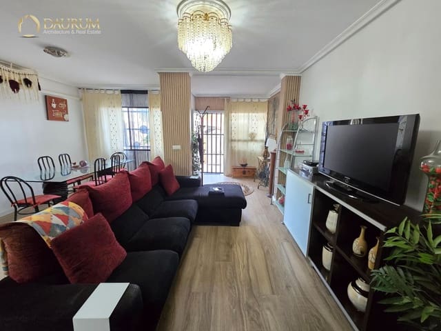 4 soveværelse Byhus til salg i San Vicente / Sant Vicent del Raspeig med swimmingpool garage - € 316.000 (Ref: 9968991)