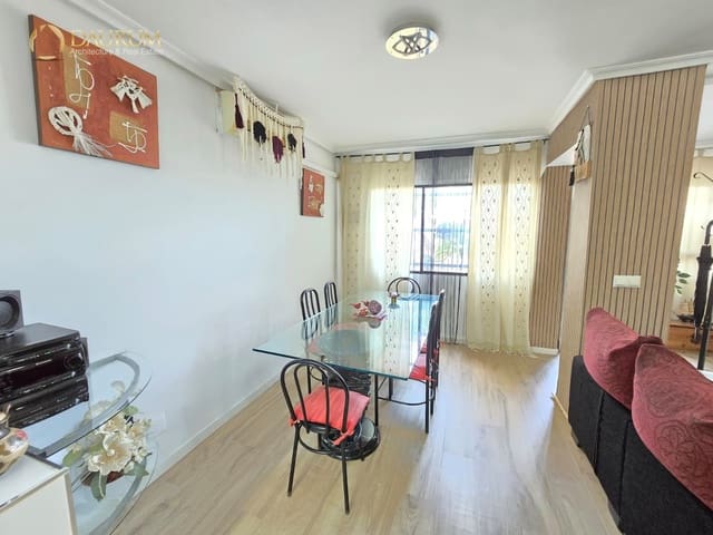 4 soveværelse Byhus til salg i San Vicente / Sant Vicent del Raspeig med swimmingpool garage - € 316.000 (Ref: 9968991)