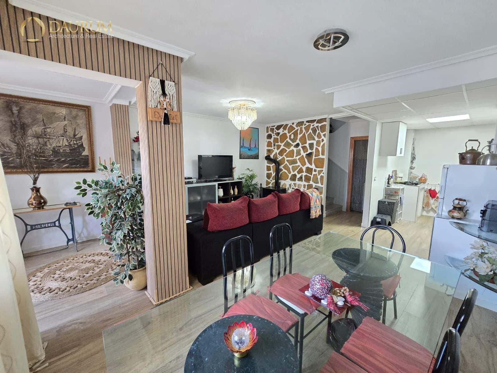 4 bedroom Townhouse for sale in San Vicente / Sant Vicent del Raspeig with pool garage - € 316,000 (Ref: 9968991)