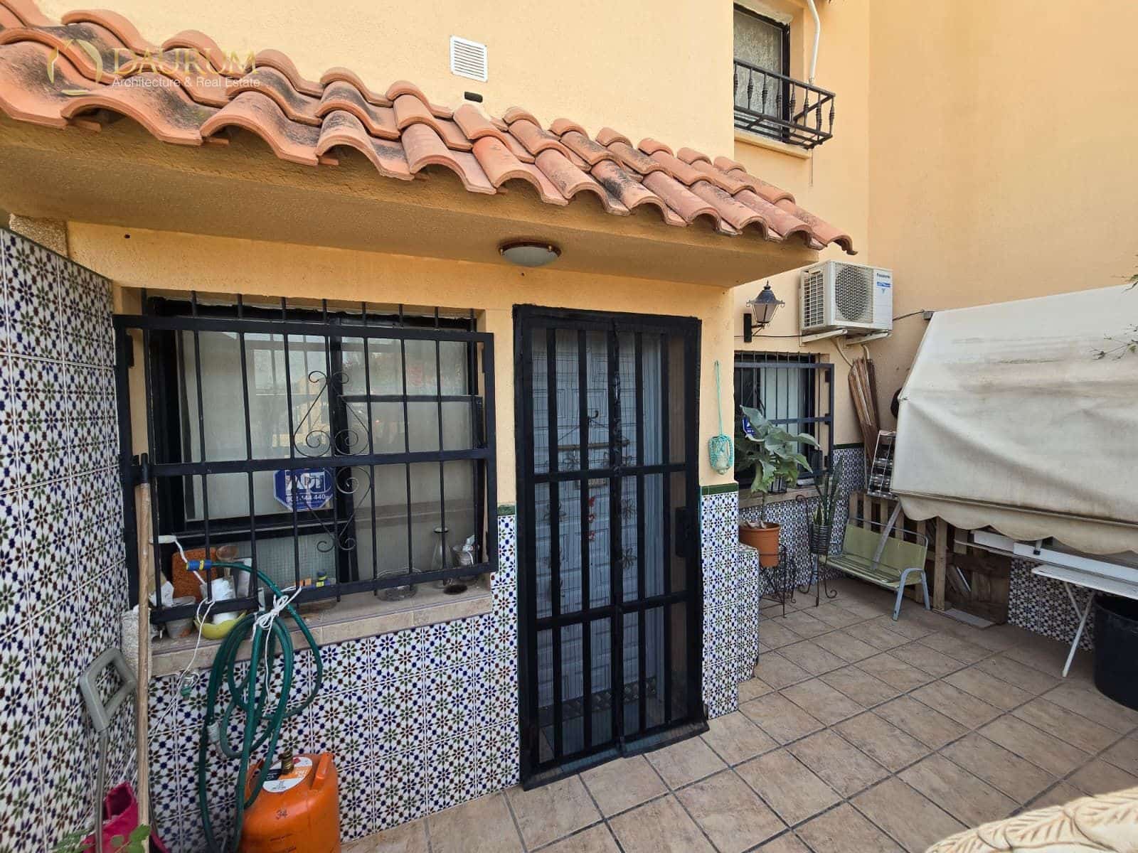 4 bedroom Townhouse for sale in San Vicente / Sant Vicent del Raspeig with pool garage - € 316,000 (Ref: 9968991)