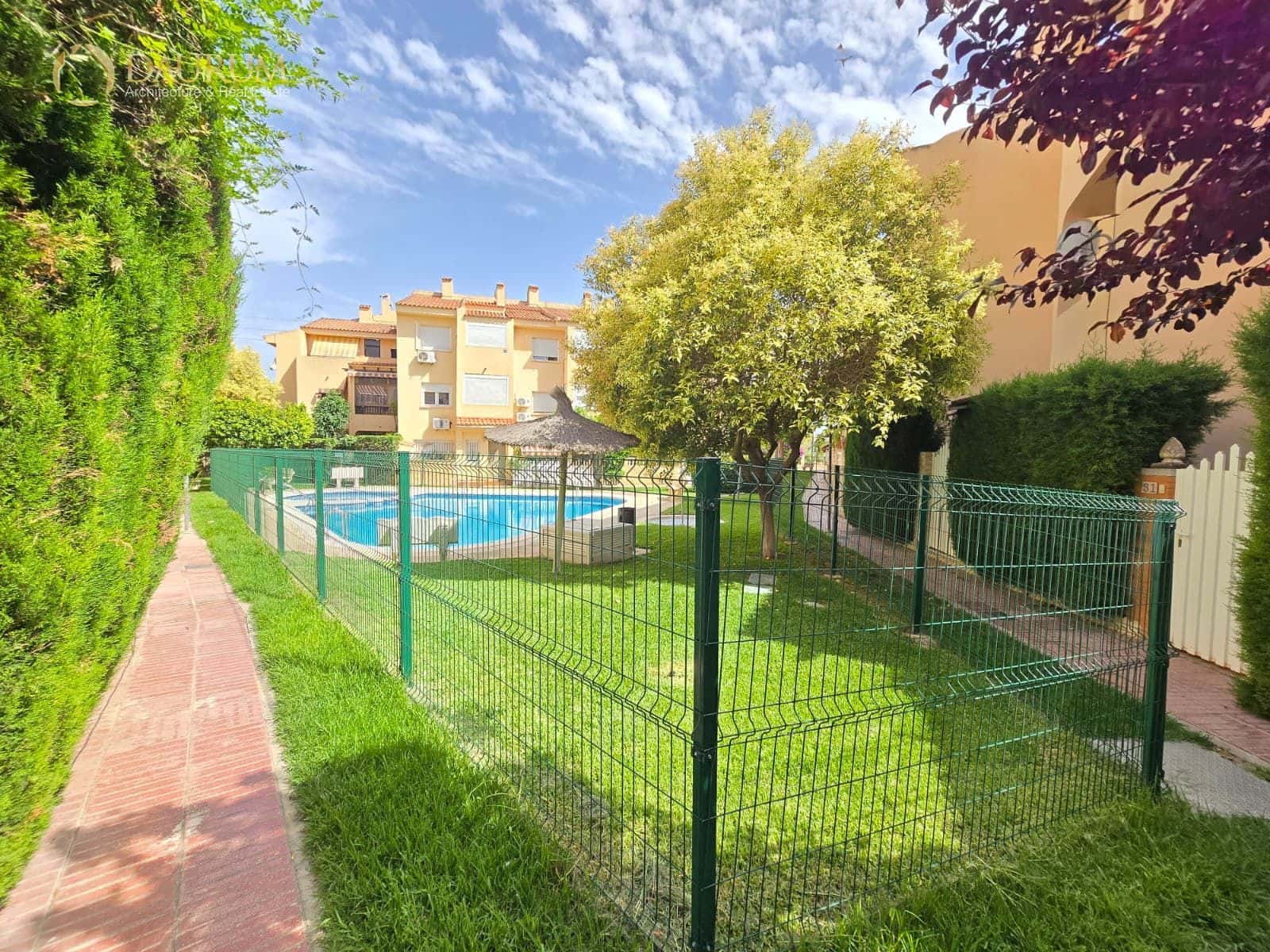4 bedroom Townhouse for sale in San Vicente / Sant Vicent del Raspeig with pool garage - € 316,000 (Ref: 9968991)