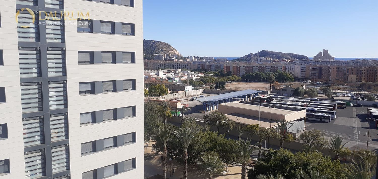 3 bedroom Flat for sale in Alicante / Alacant city with pool garage - € 355,000 (Ref: 9970901)