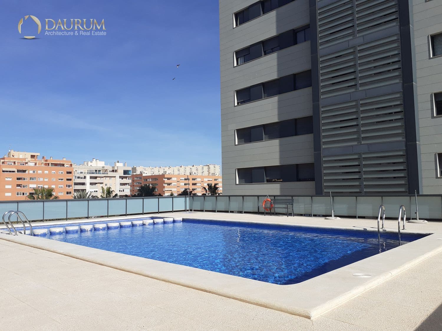 3 bedroom Flat for sale in Alicante / Alacant city with pool garage - € 355,000 (Ref: 9970901)