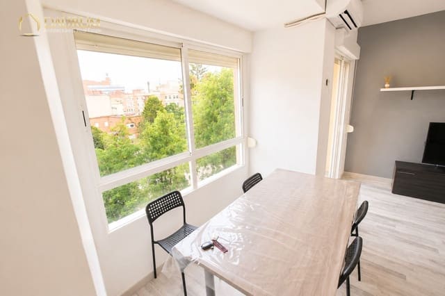3 soveværelse Lejlighed til salg i Alicante by - € 180.000 (Ref: 9977828)