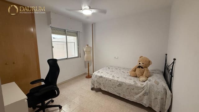 Piso de 4 habitaciones en Carolinas Bajas, Alicante / Alacant ciudad en venta - 285.000 € (Ref: 9981439)