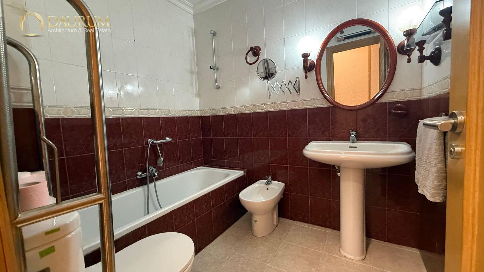 4 sovrum Lägenhet till salu i Alicante stad - 285 000 € (Ref: 9981439)