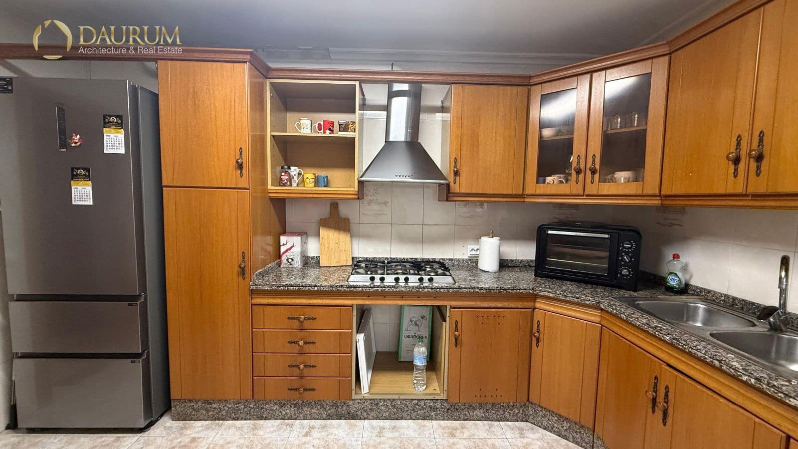 4 sovrum Lägenhet till salu i Alicante stad - 285 000 € (Ref: 9981439)