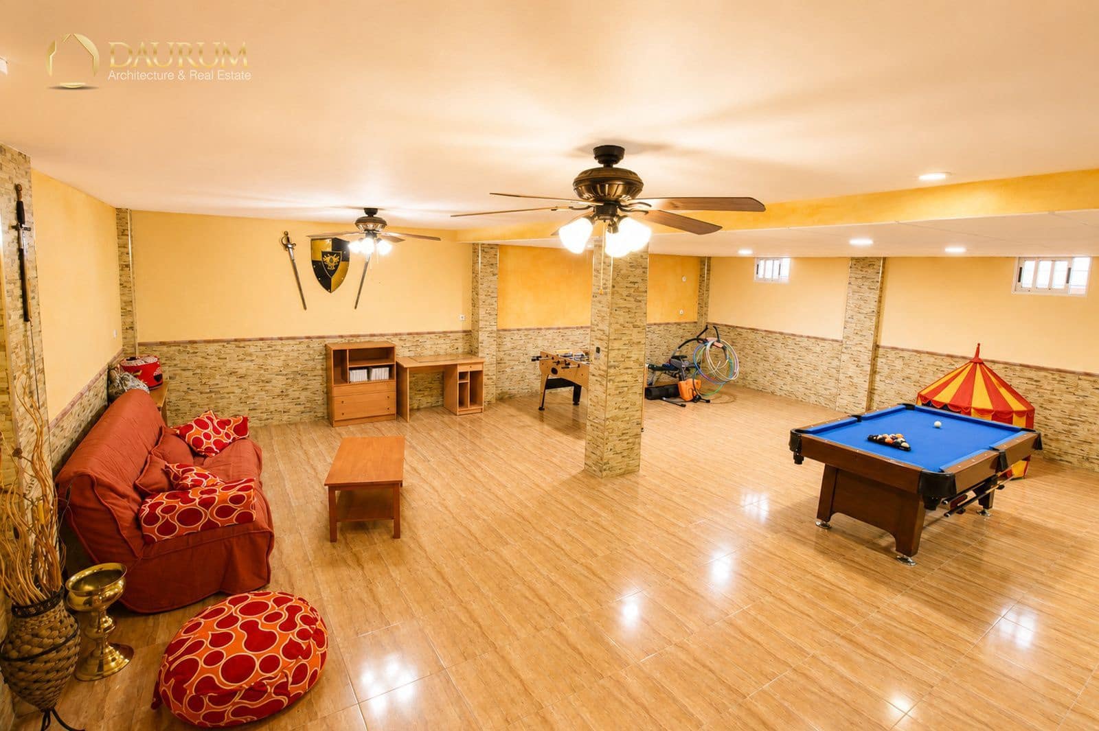 Chalet de 4 habitaciones en Rebolledo en venta con garaje - 485.000 € (Ref: 9981440)