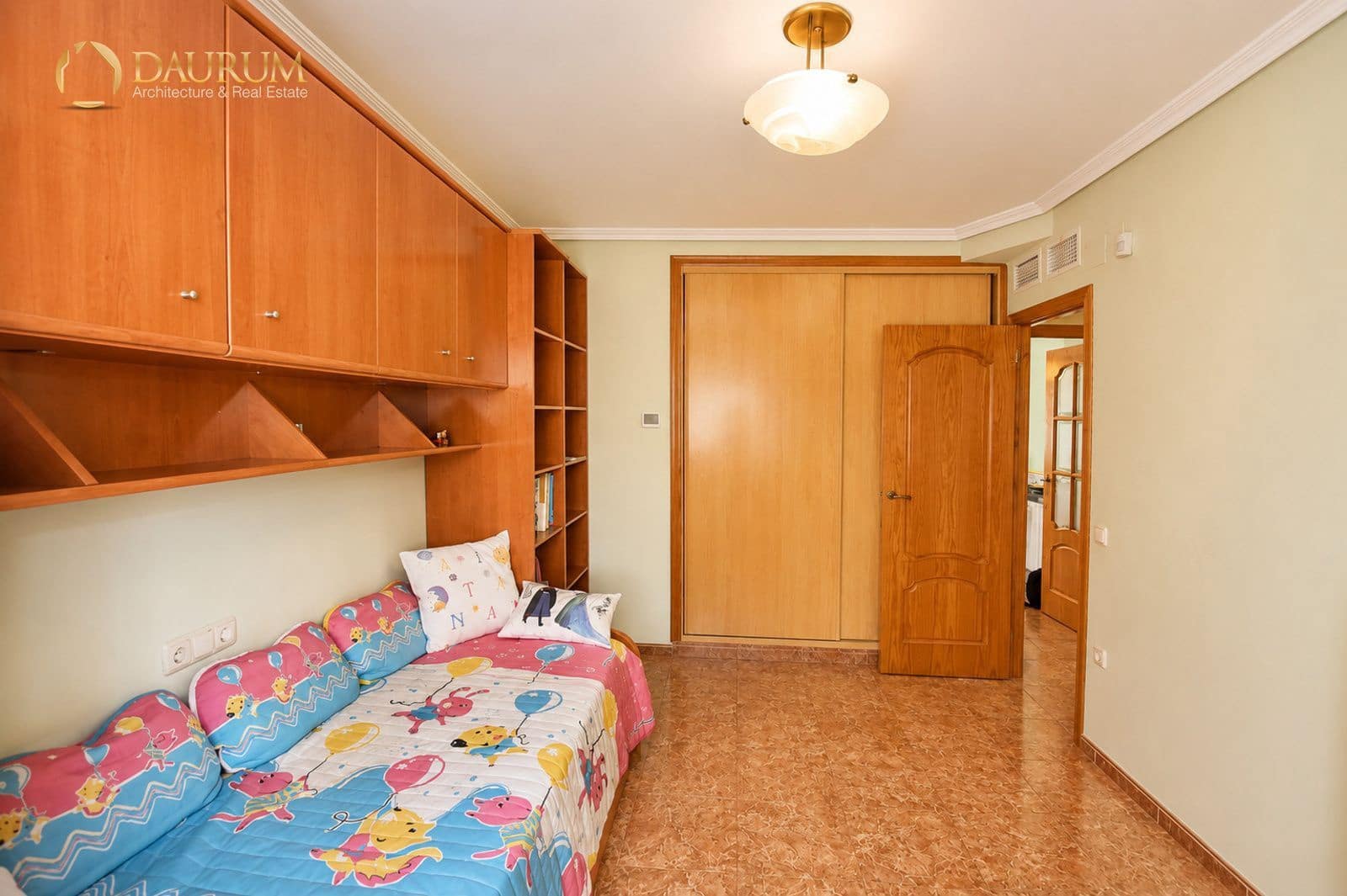 Chalet de 4 habitaciones en Rebolledo en venta con garaje - 485.000 € (Ref: 9981440)