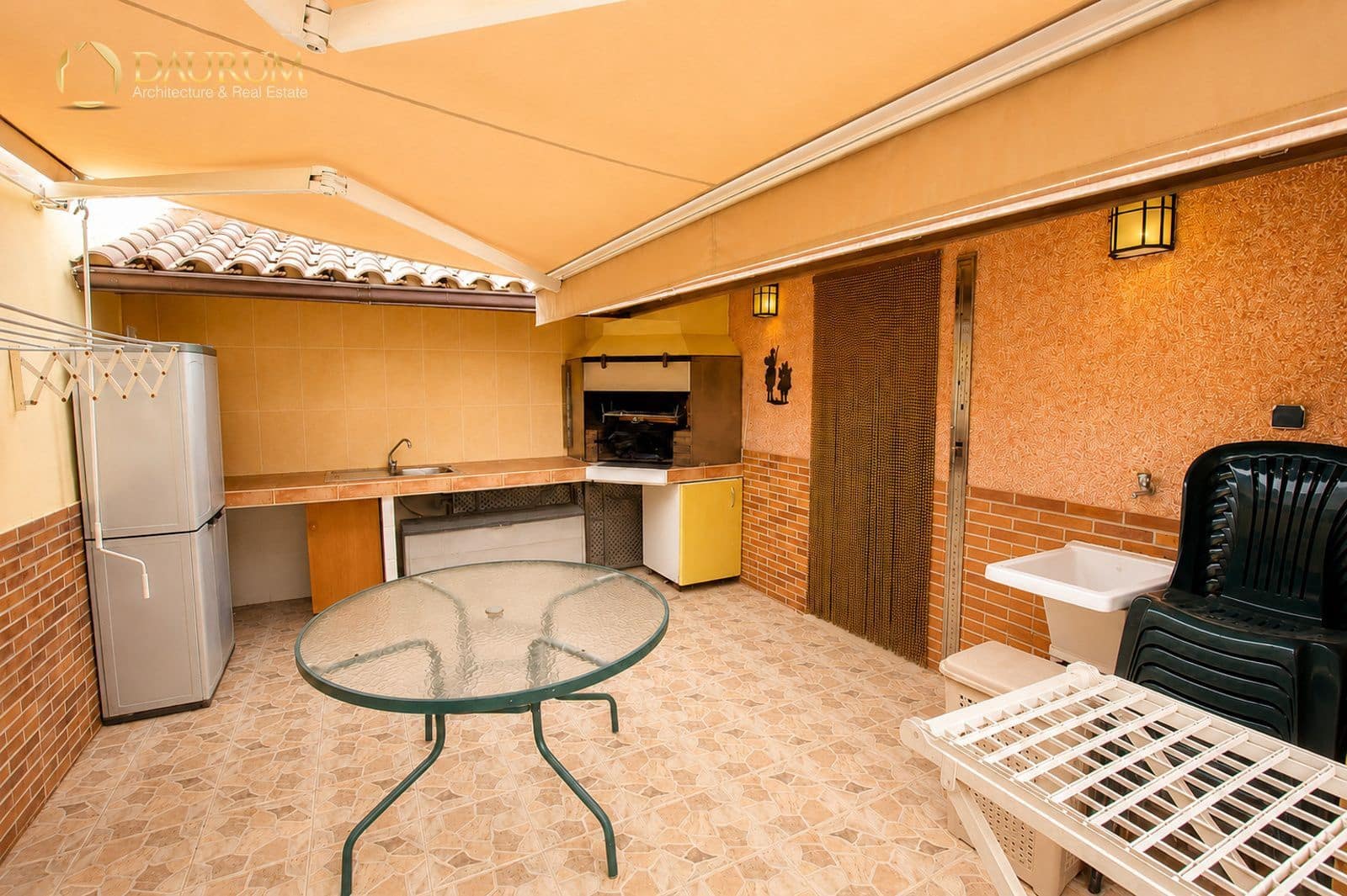 Chalet de 4 habitaciones en Rebolledo en venta con garaje - 485.000 € (Ref: 9981440)